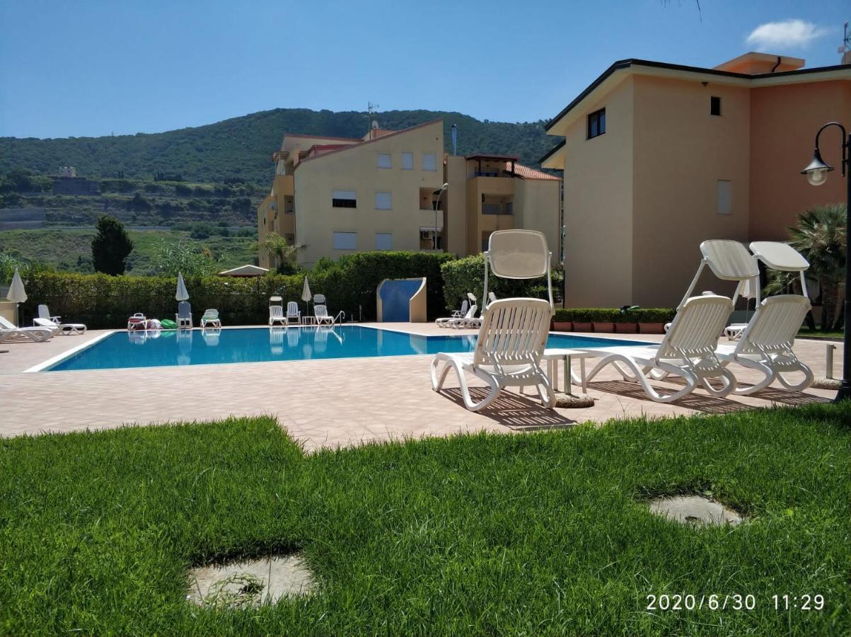 Residence Sabbia di Marinella Pizzo  Esterno foto